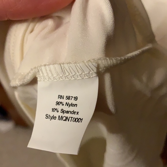 Women’s small white tank top undershirt - Picture 2 of 3